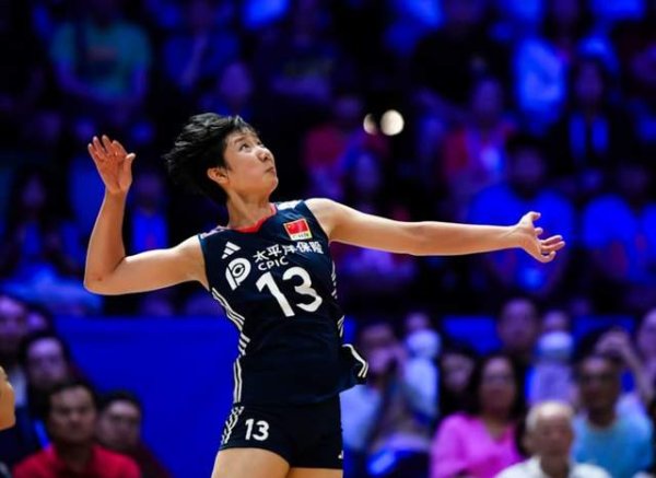 证星策略 0-3意大利却让主攻尽显豪华！董禹含+唐欣展潜力，5将均可轮换！