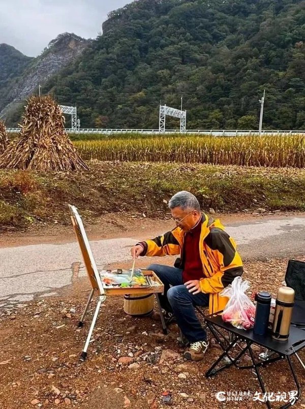 象泰配资 孙立新·2025写生新作丨明丽而温暖的色彩，把对故乡丹东天桥沟的眷恋注入诗意的灵魂
